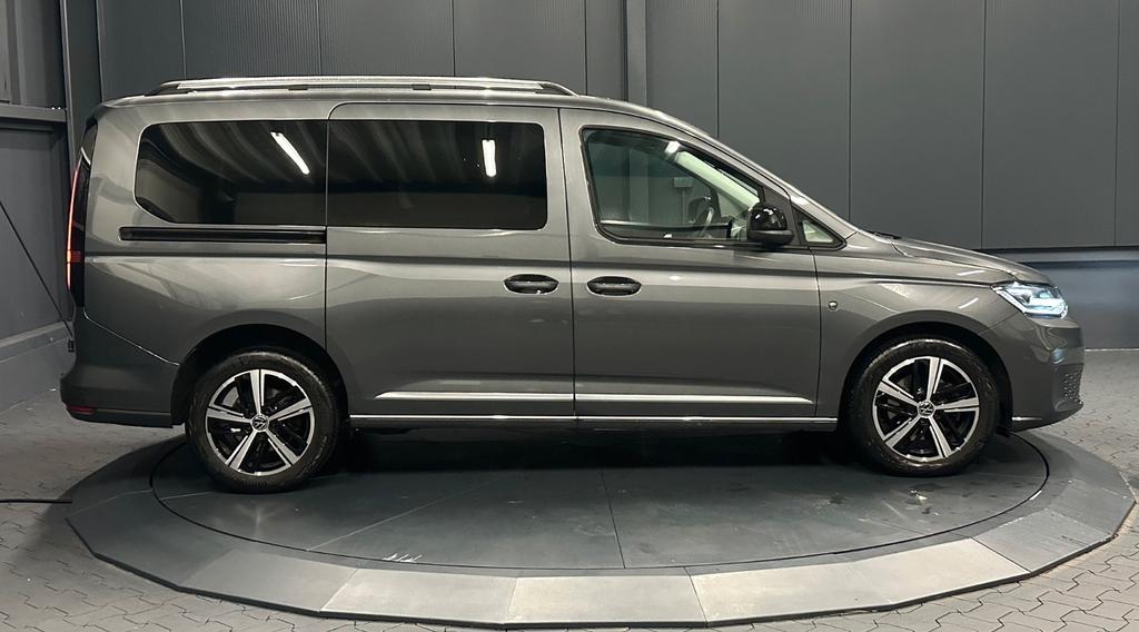 Volkswagen CADDY MAXI 2023 г. Серый, пробег 44000 км