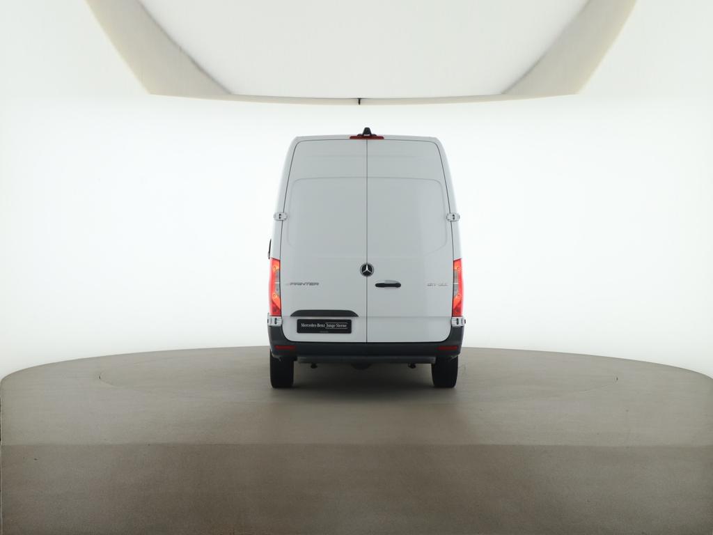 Mercedes-Benz SPRINTER 2025 г. Белый, пробег 37900 км