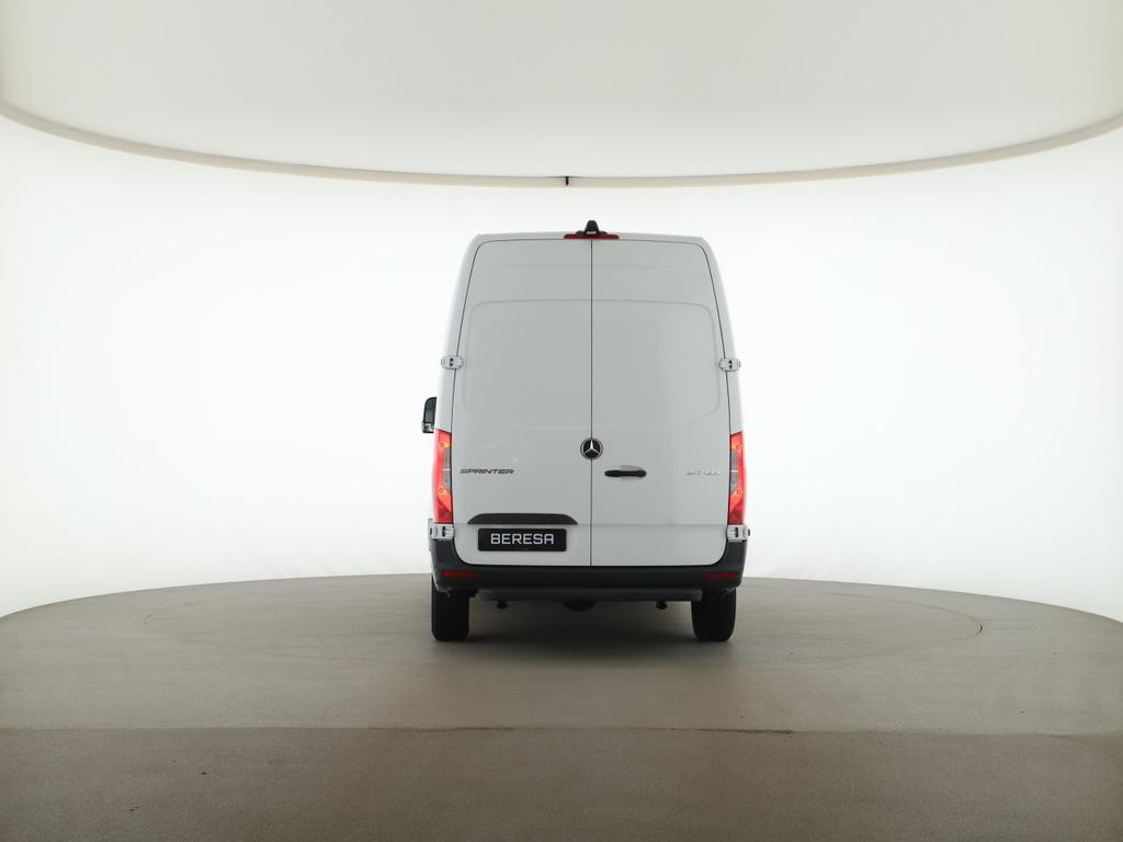 Mercedes-Benz SPRINTER 2025 г. Белый, пробег 36900 км