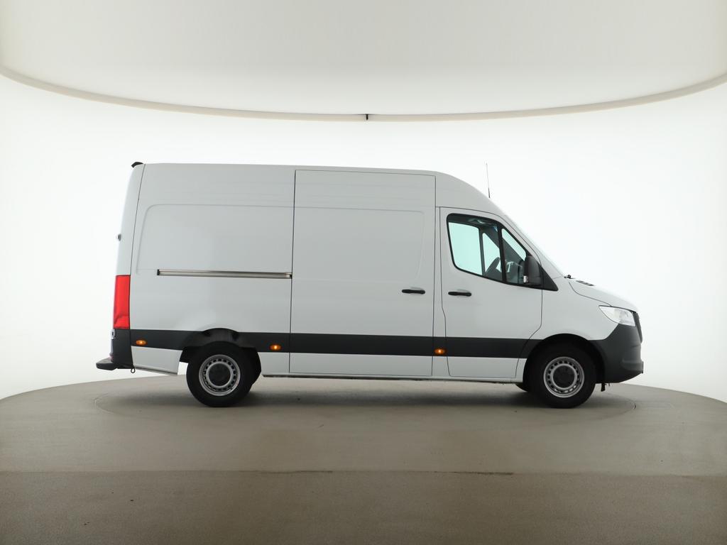 Mercedes-Benz SPRINTER 2025 г. Белый, пробег 36900 км