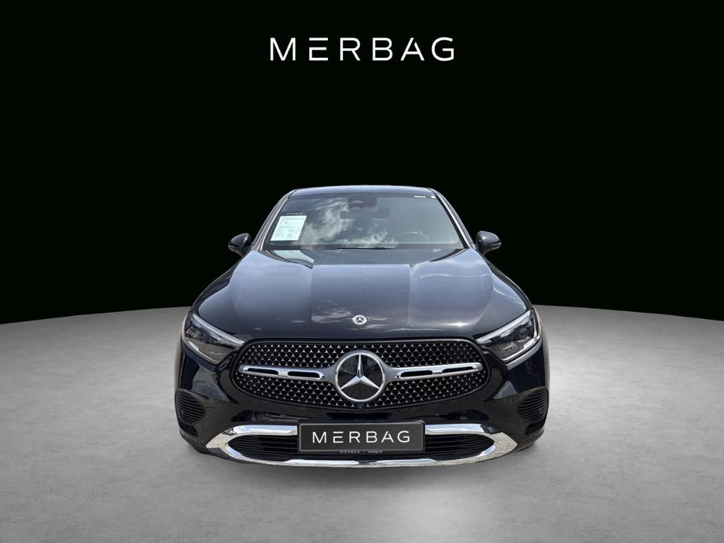 Mercedes-Benz GLC 200 2025 г. Чёрный, пробег 20442 км