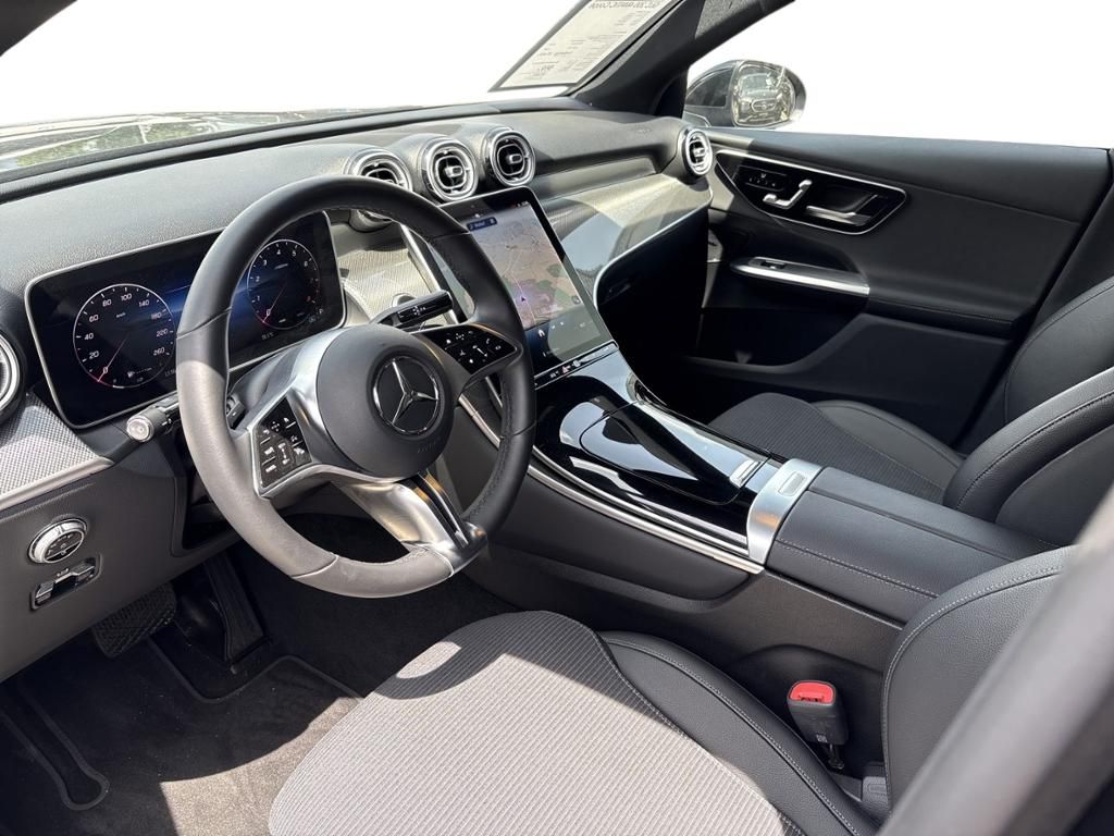 Mercedes-Benz GLC 200 2025 г. Чёрный, пробег 20442 км
