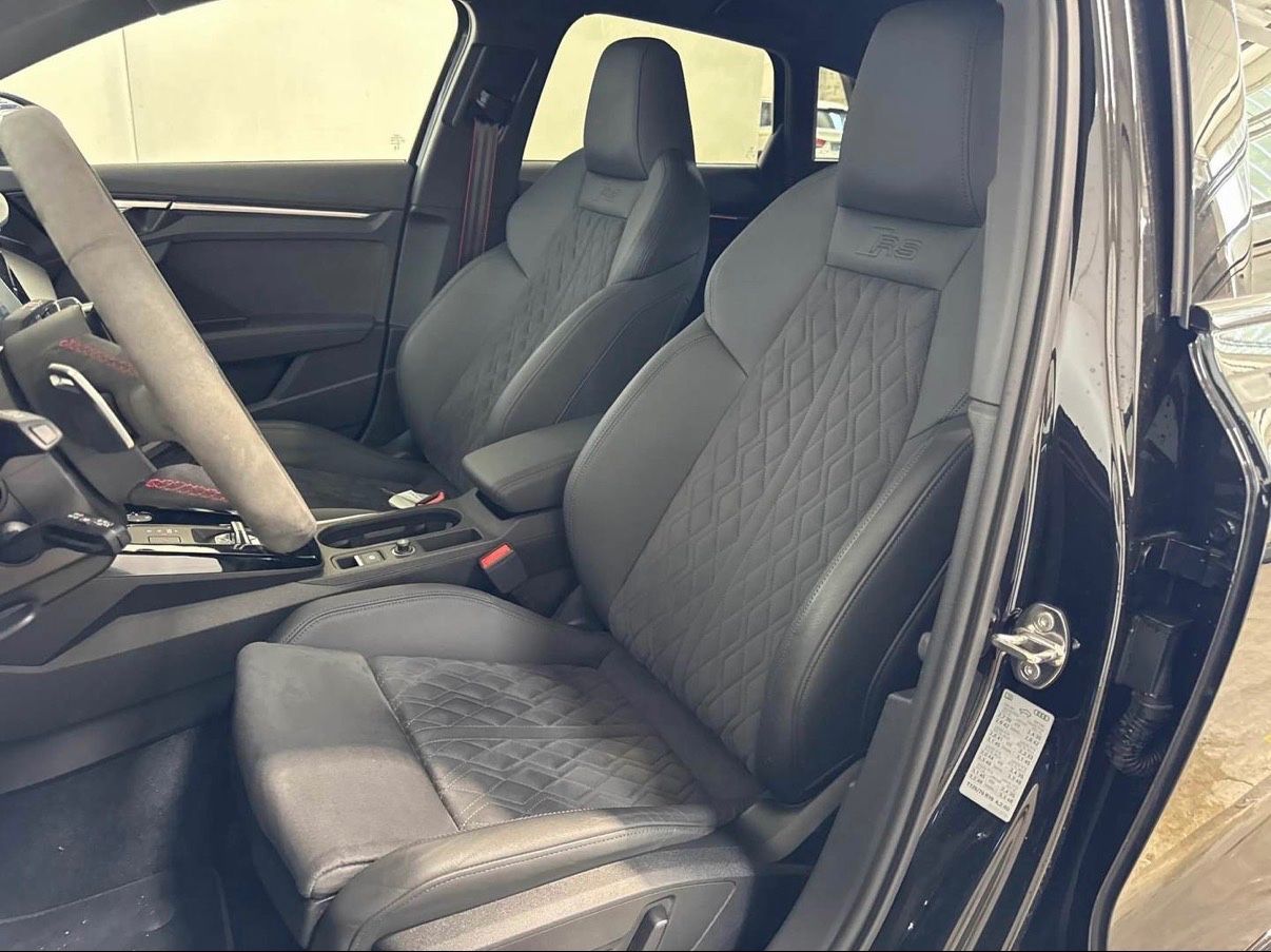 Audi RS3 2022 г. Чёрный, пробег 36000 км