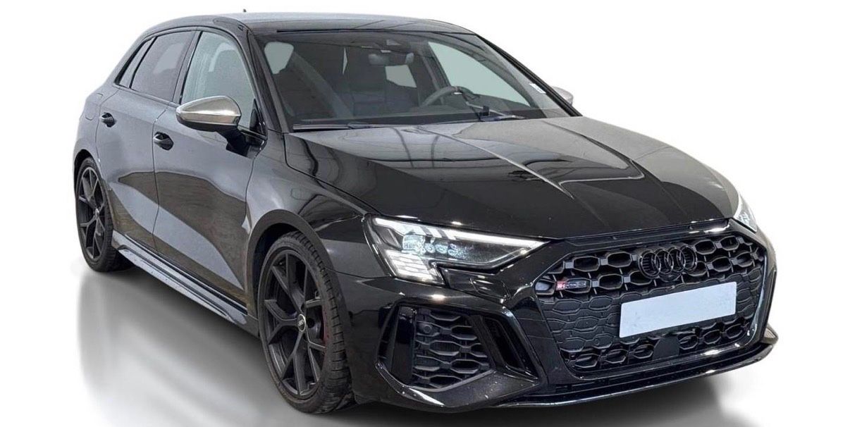 Audi RS3 2022 г. Чёрный, пробег 36000 км