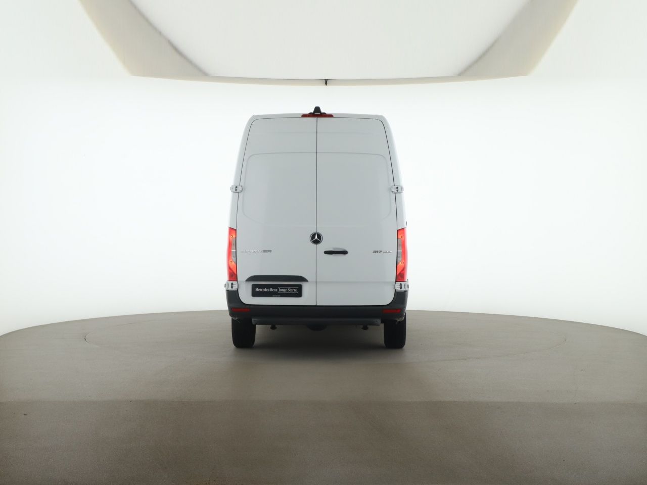 Mercedes-Benz SPRINTER 2025 г. Белый, пробег 34900 км