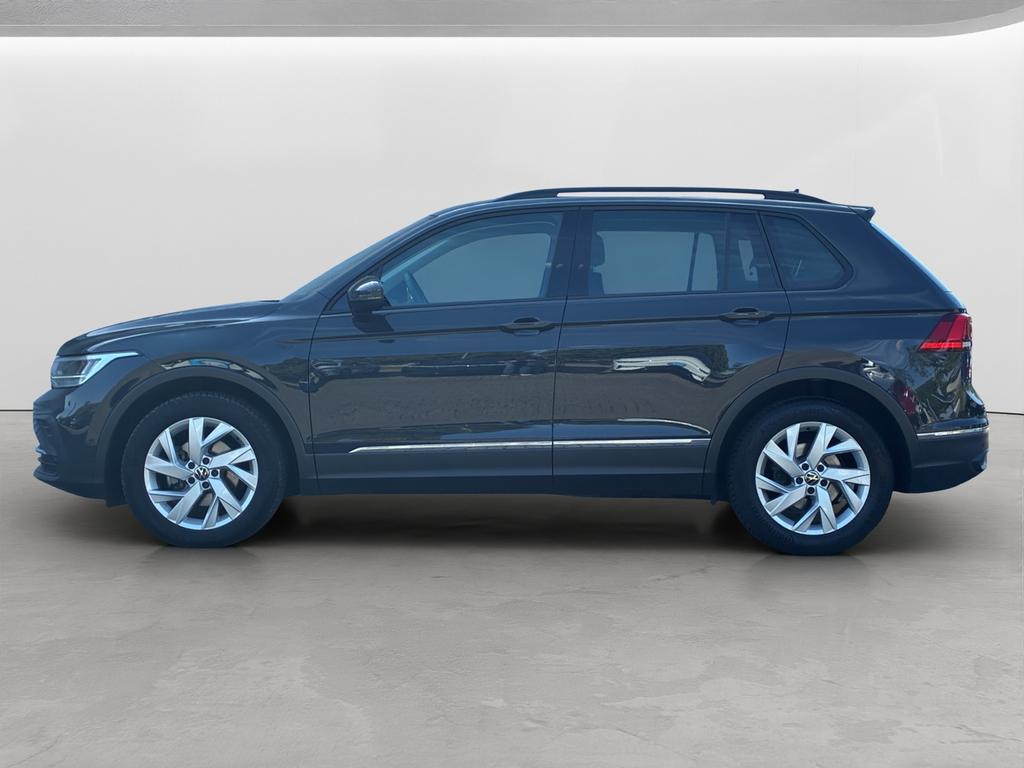 Volkswagen Tiguan 2023 г. Серый, пробег 37205 км