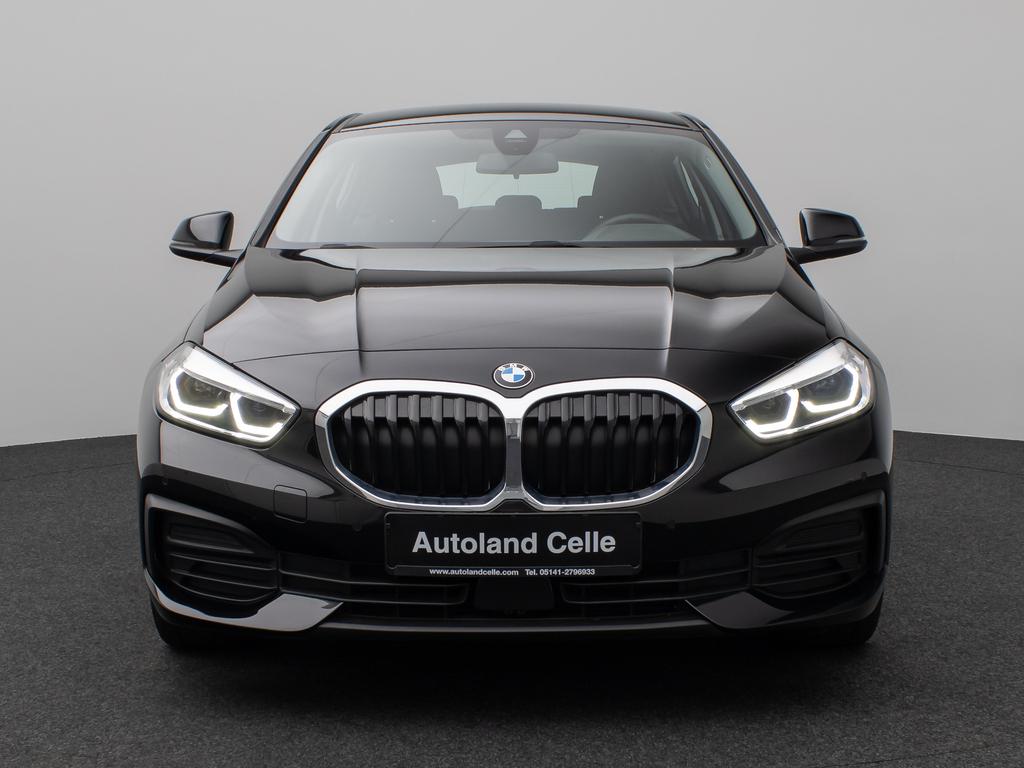 BMW 118 2024 г. Чёрный, пробег 42480 км
