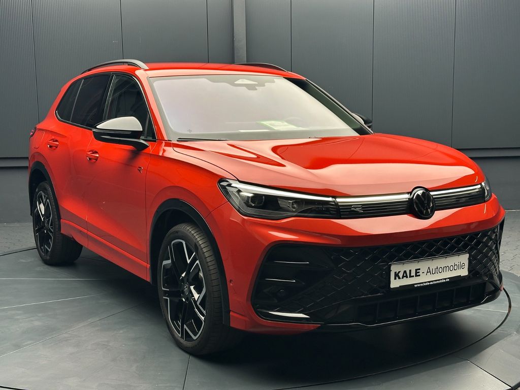 Volkswagen Tiguan 2025 г. Красный, пробег 10000 км