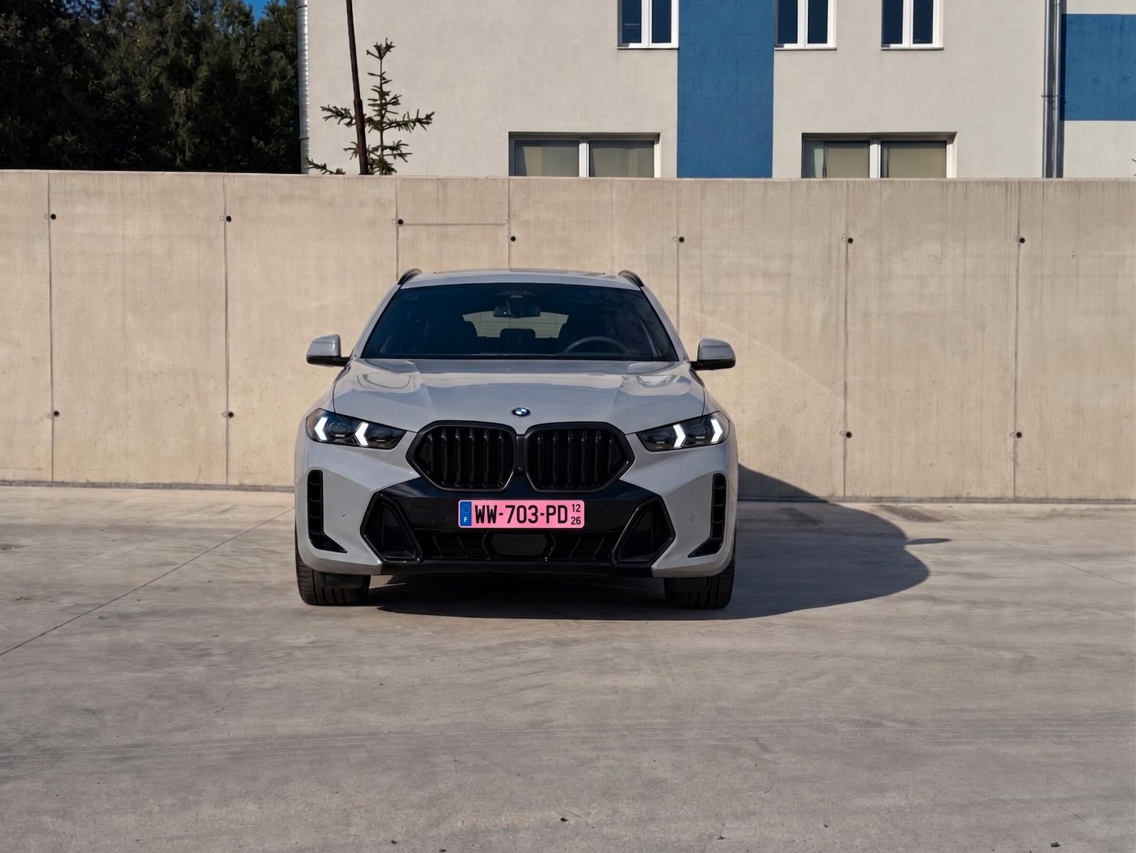 BMW X6 2024 г. Серый, пробег 43092 км