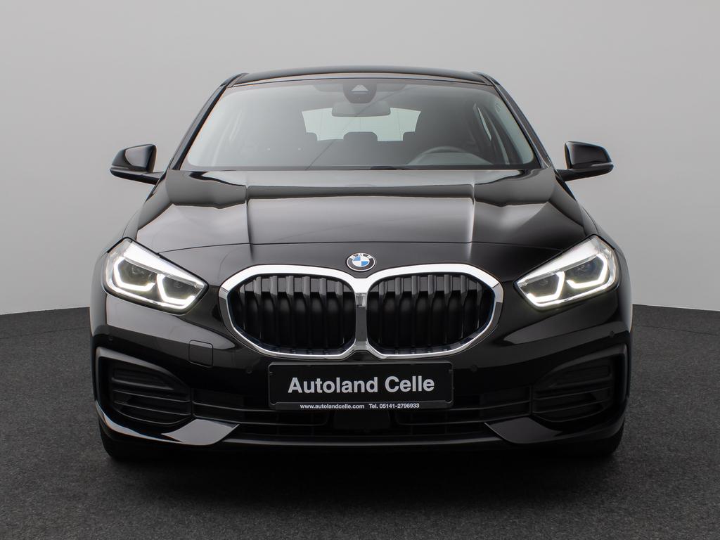 BMW 118 2023 г. Чёрный, пробег 58396 км