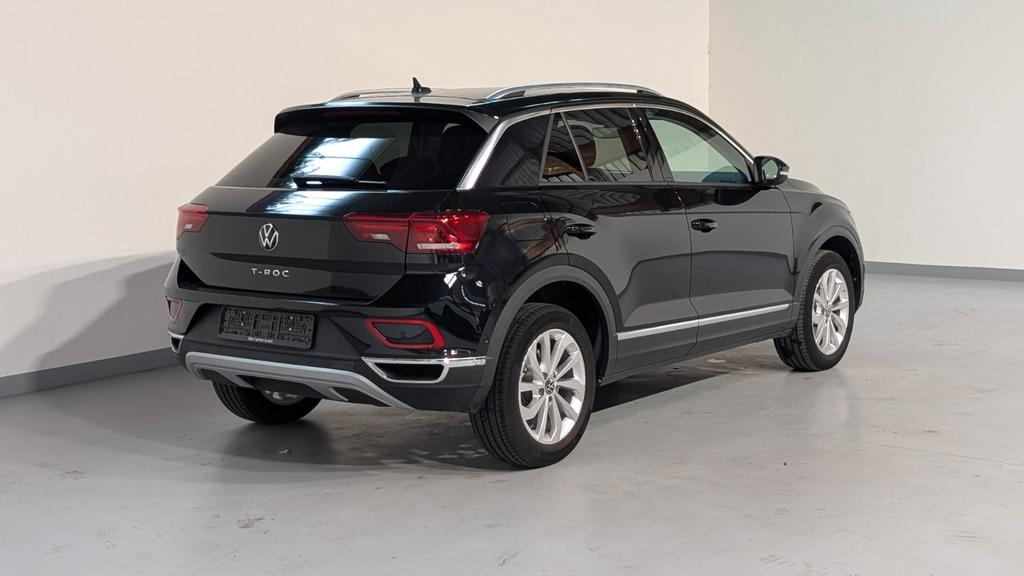 Volkswagen T-Roc 2022 г. Чёрный, пробег 28099 км