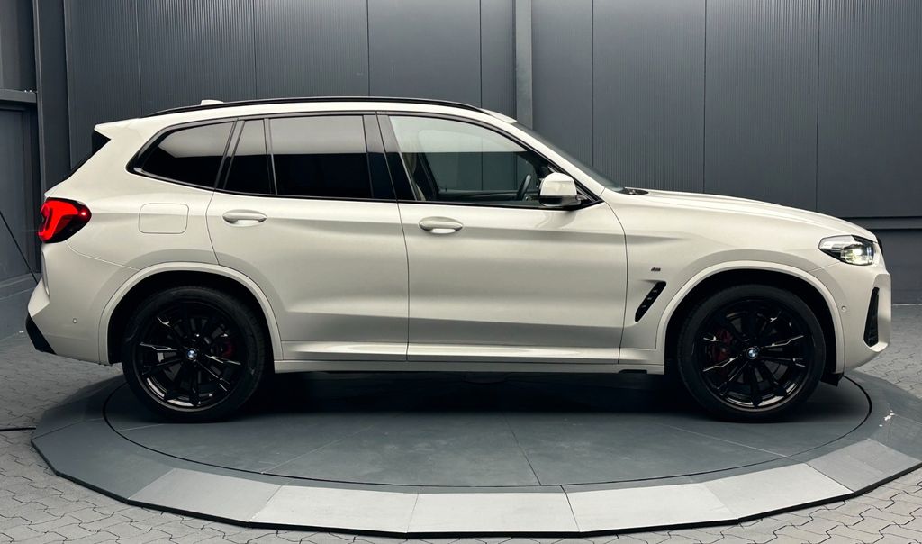 BMW X3 2023 г. Белый, пробег 26000 км