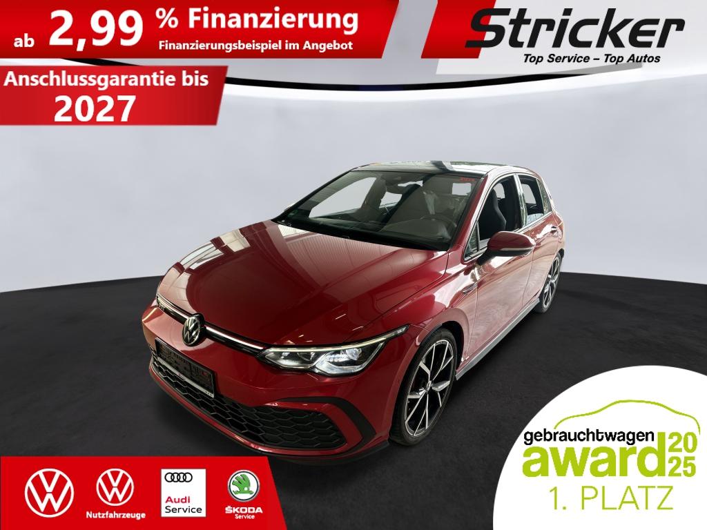 Volkswagen Golf 2022 г. Красный, пробег 42619 км