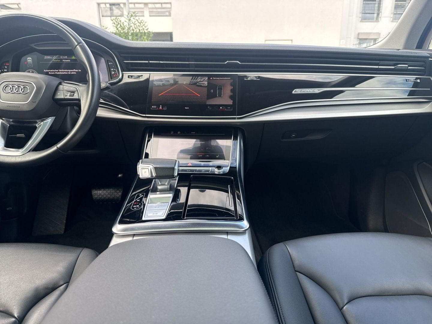 Audi Q7 2022 г. Чёрный, пробег 56600 км