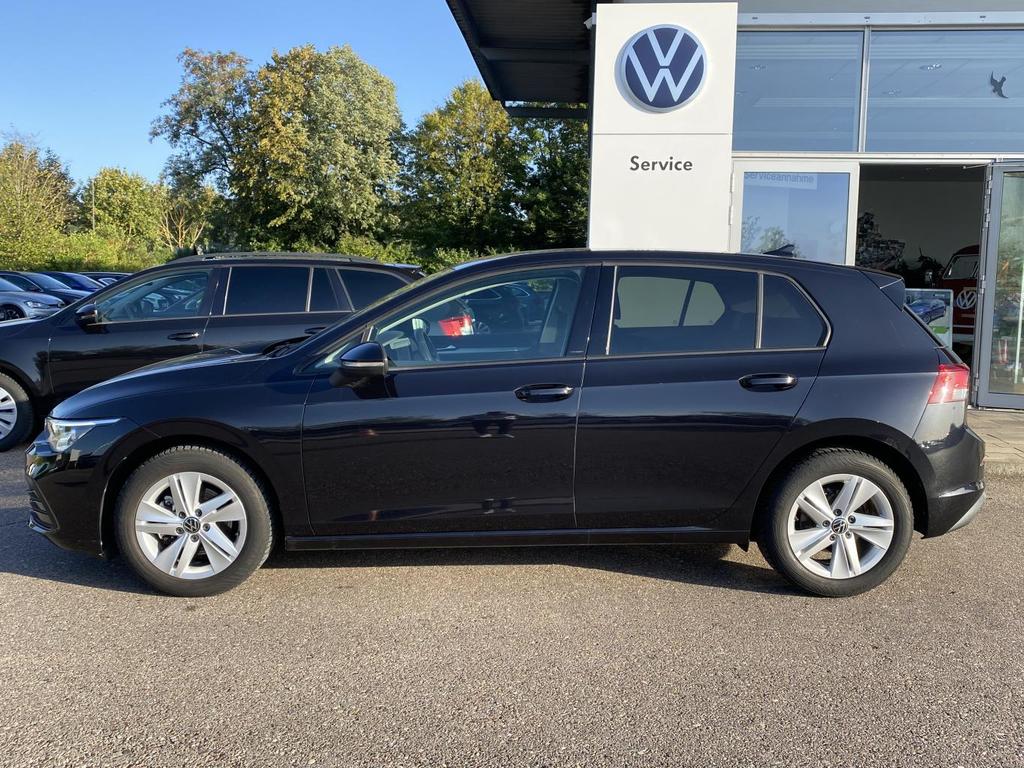 Volkswagen Golf 2023 г. Чёрный, пробег 41504 км