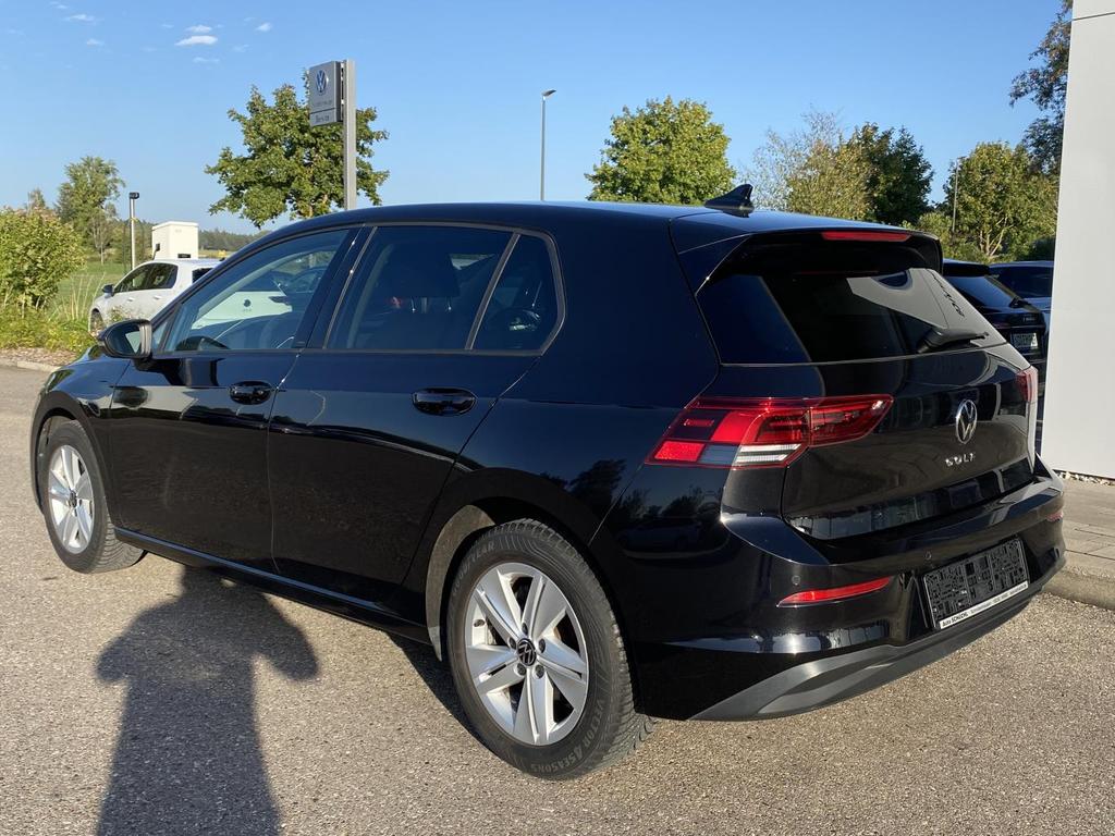 Volkswagen Golf 2023 г. Чёрный, пробег 41504 км