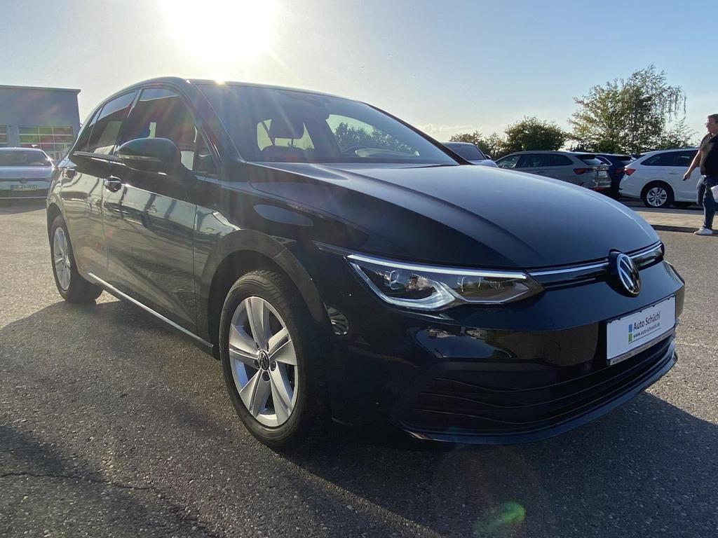 Volkswagen Golf 2023 г. Чёрный, пробег 41504 км