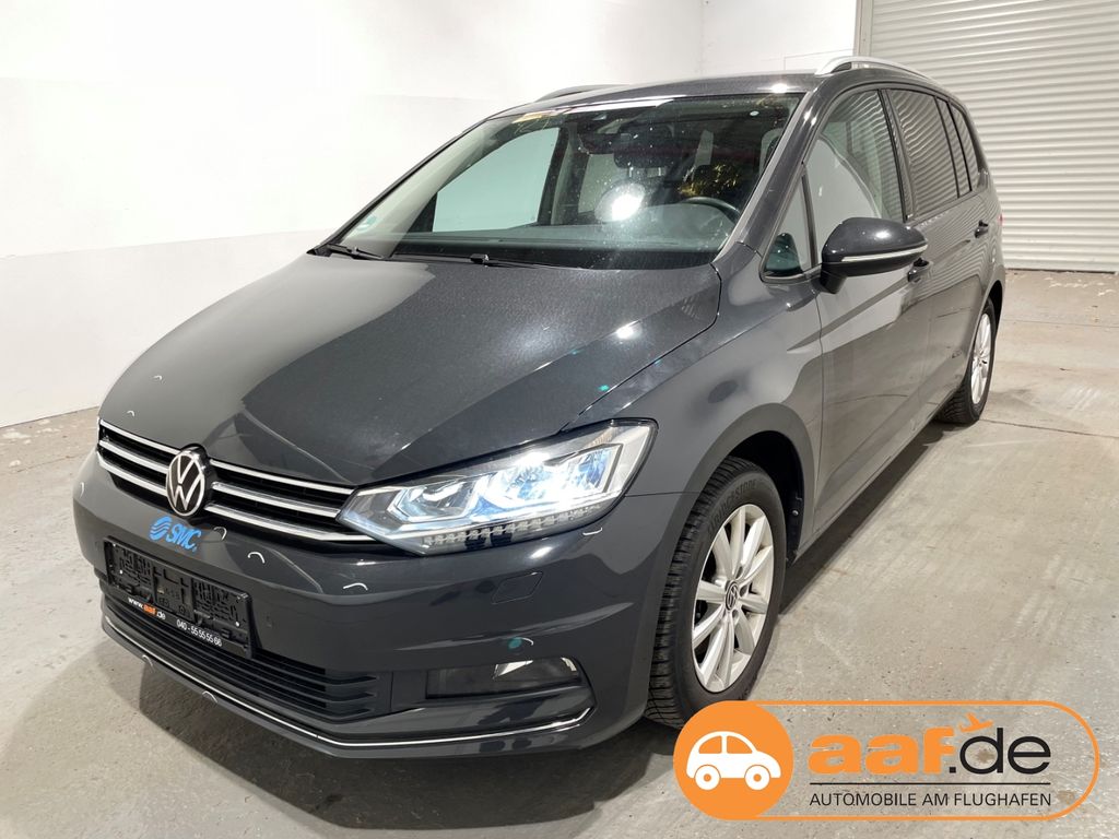 Volkswagen Touran 2022 г. Серый, пробег 48000 км