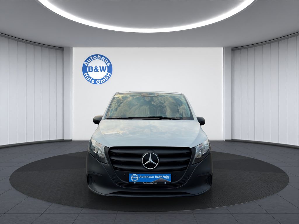 Mercedes-Benz Vito 2024 г. Белый, пробег 57998 км