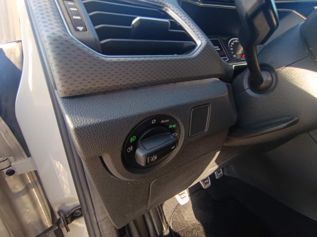 Volkswagen T-Cross 2022 г. Серый, пробег 30772 км