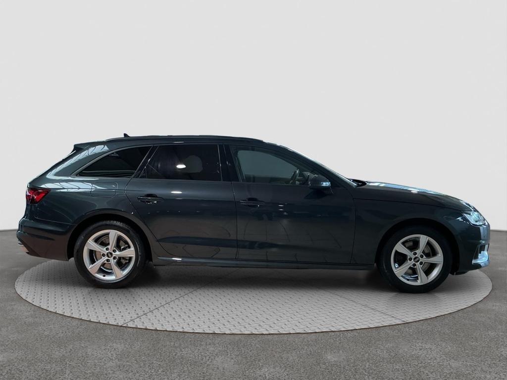 Audi A4 2023 г. Серый, пробег 44837 км