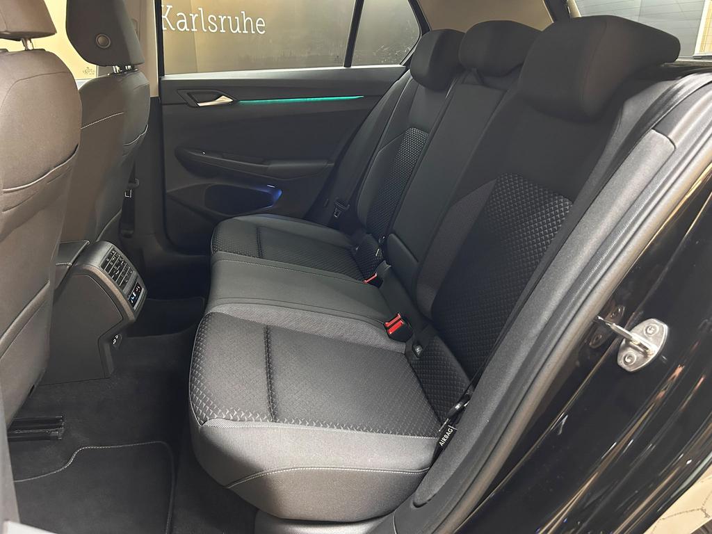 Volkswagen Golf 2023 г. Чёрный, пробег 41765 км