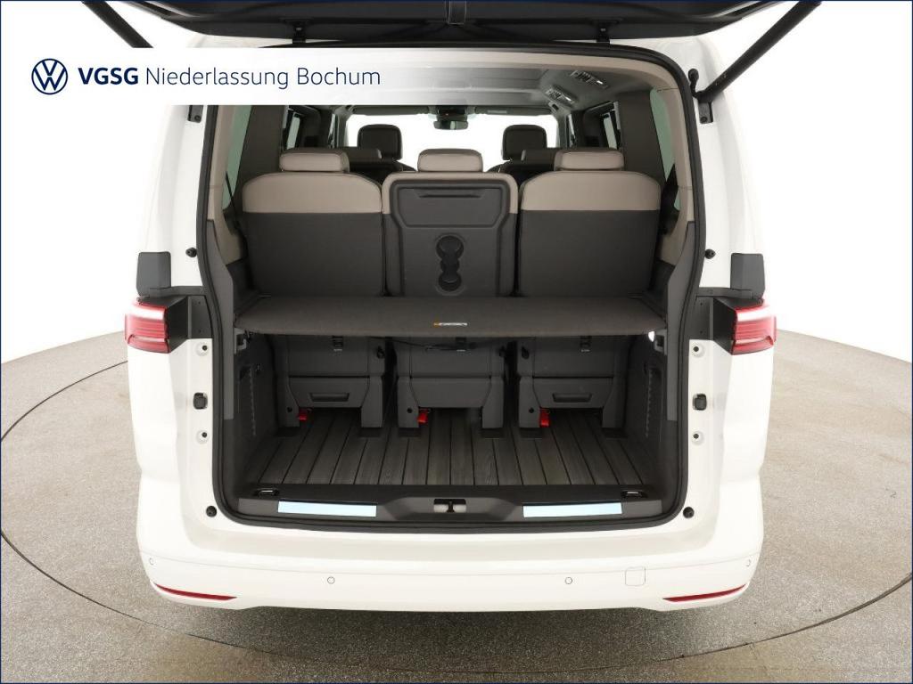 Volkswagen T7 MULTIVAN 2024 г. Белый, пробег 21500 км