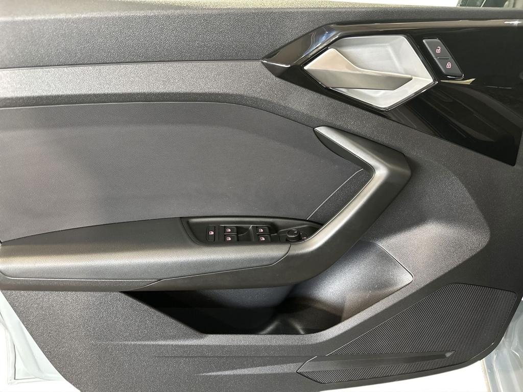 Audi A1 2022 г. Серый, пробег 49250 км