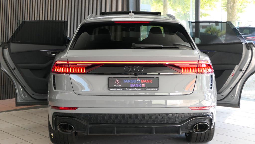 Audi RSQ8 2024 г. Серый, пробег 48000 км