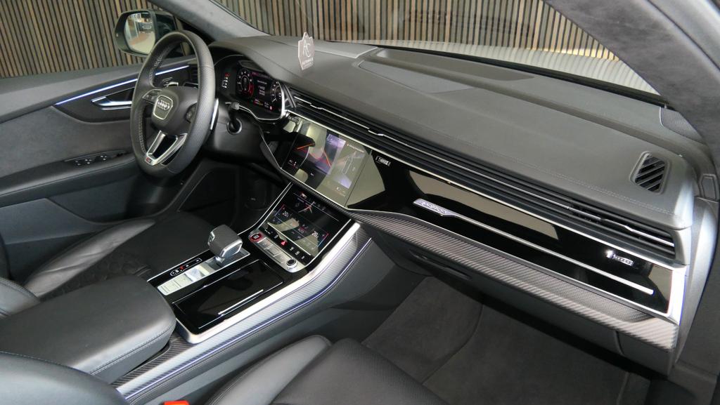 Audi RSQ8 2024 г. Серый, пробег 48000 км