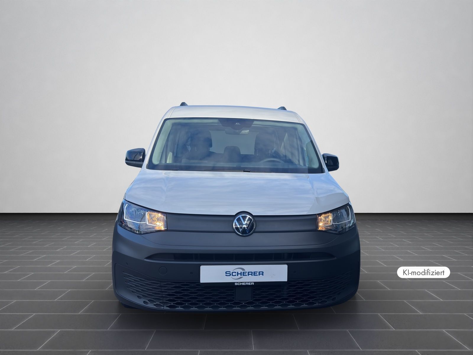 Volkswagen Caddy 2022 г. Белый, пробег 35444 км