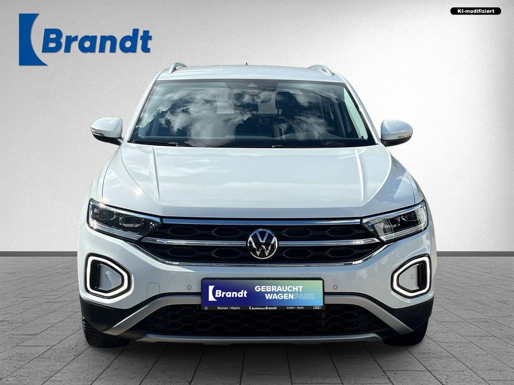 Volkswagen T-Roc 2022 г. Белый, пробег 29300 км