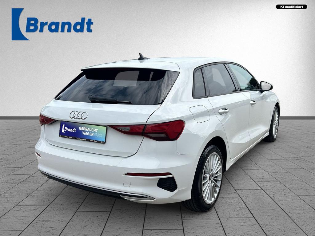 Audi A3 2021 г. Белый, пробег 56340 км