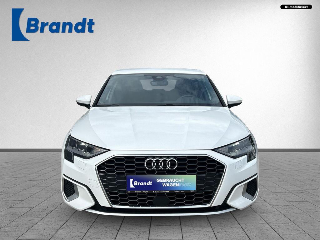 Audi A3 2021 г. Белый, пробег 56340 км