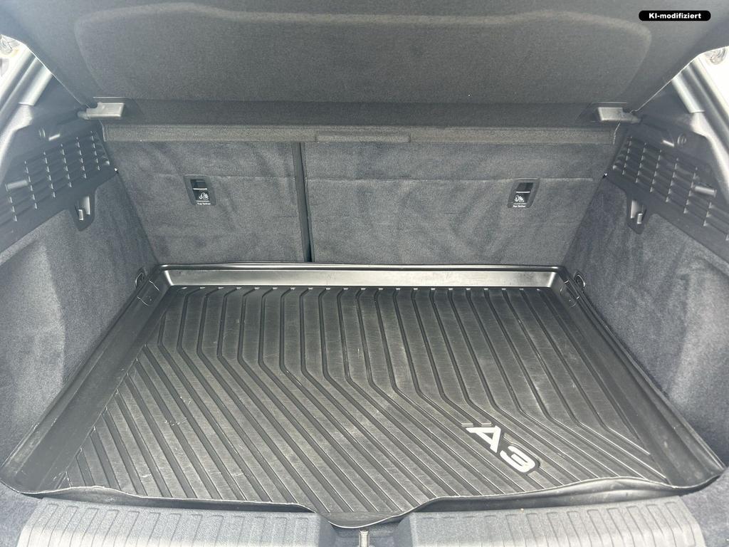 Audi A3 2021 г. Белый, пробег 56340 км