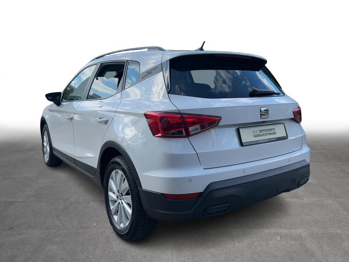 SEAT Arona 2023 г. Белый, пробег 57320 км