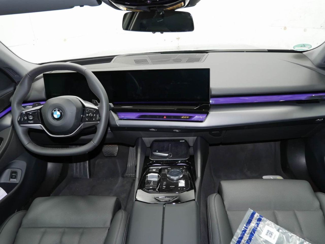 BMW 540 2025 г. Серый, пробег 16943 км