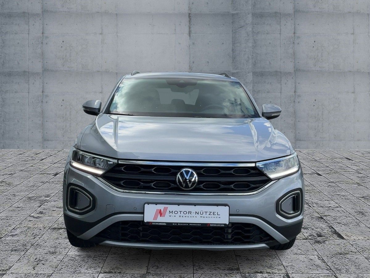 Volkswagen T-Roc 2022 г. Серебристый, пробег 24959 км