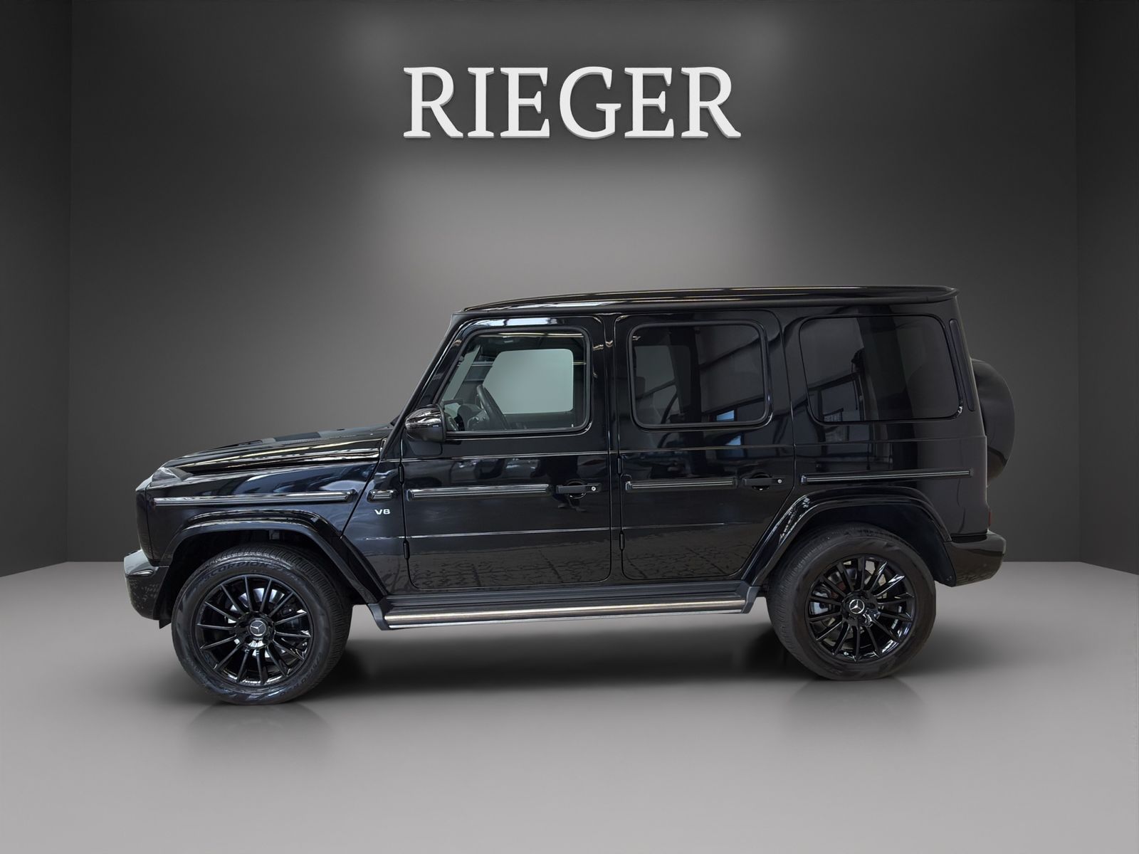 Mercedes-Benz G 500 2021 г. Чёрный, пробег 52000 км