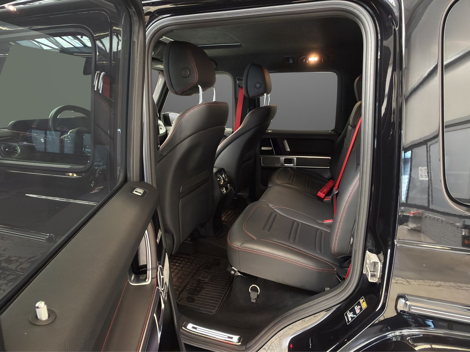 Mercedes-Benz G 500 2021 г. Чёрный, пробег 52000 км