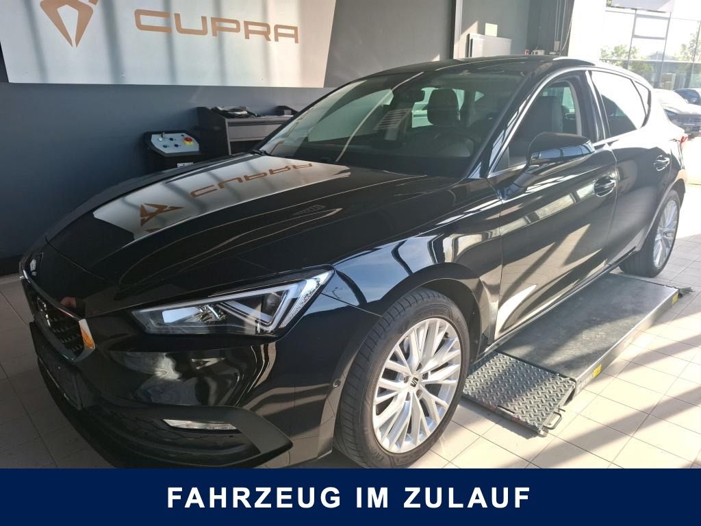 SEAT Leon 2022 г. Чёрный, пробег 47176 км