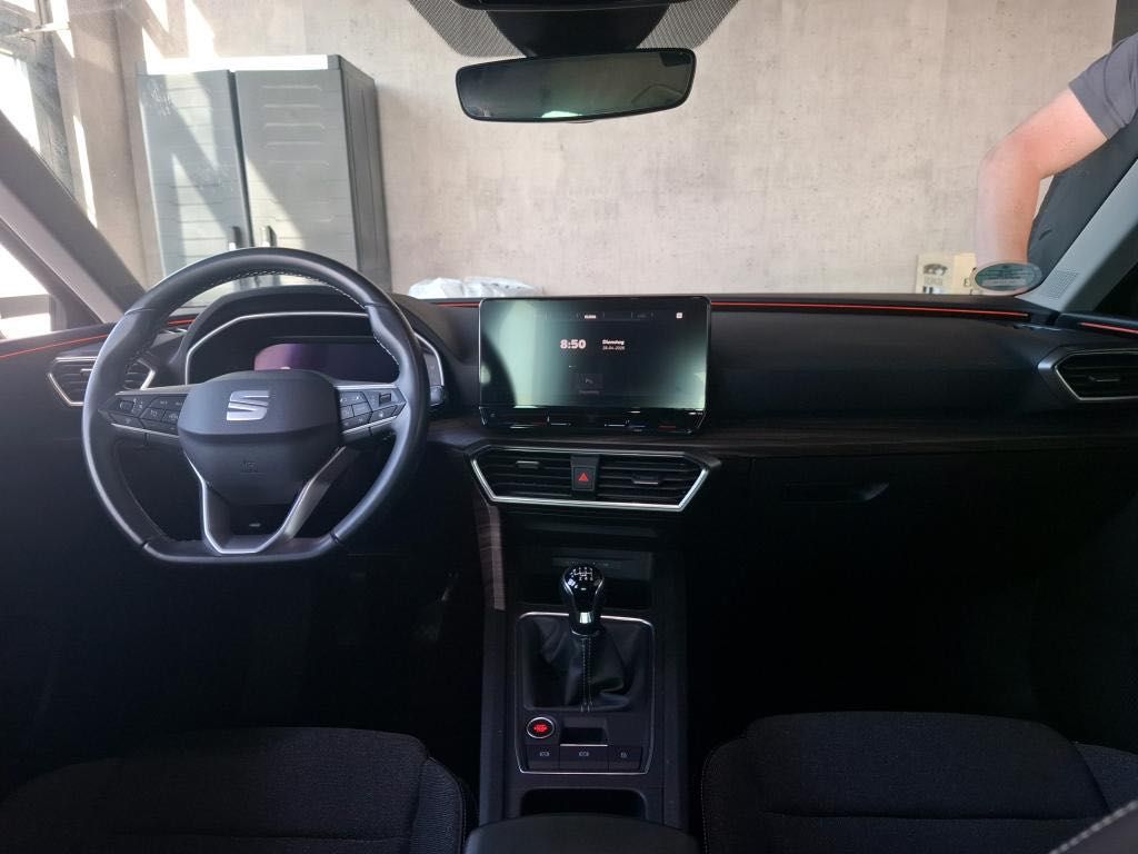 SEAT Leon 2022 г. Чёрный, пробег 47176 км