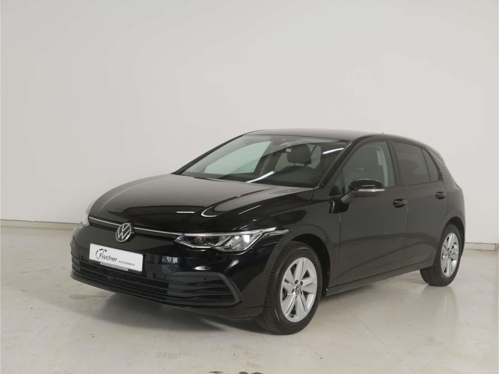 Volkswagen Golf 2024 г. Чёрный, пробег 27555 км