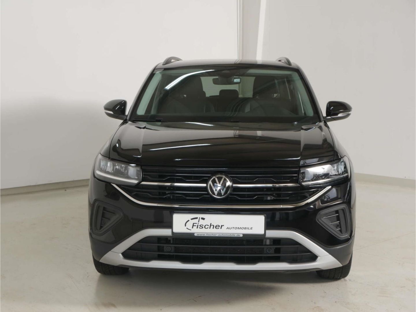 Volkswagen T-Cross 2025 г. Чёрный, пробег 27171 км