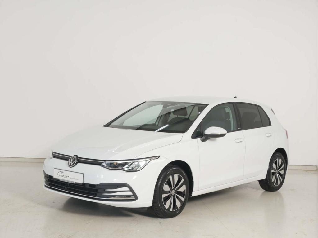 Volkswagen Golf 2024 г. Белый, пробег 28213 км