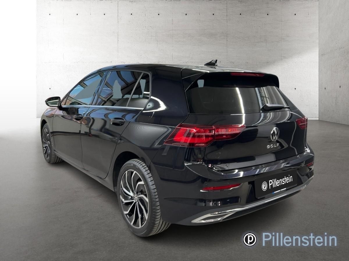 Volkswagen Golf 2024 г. Чёрный, пробег 59950 км