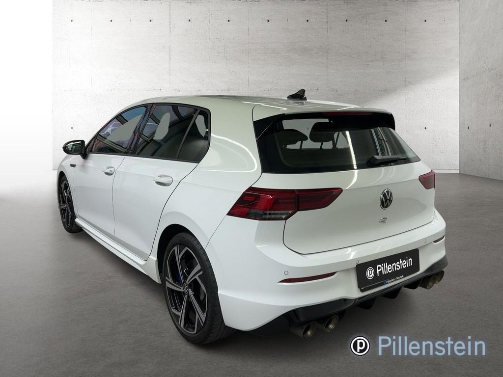 Volkswagen Golf 2023 г. Белый, пробег 48950 км