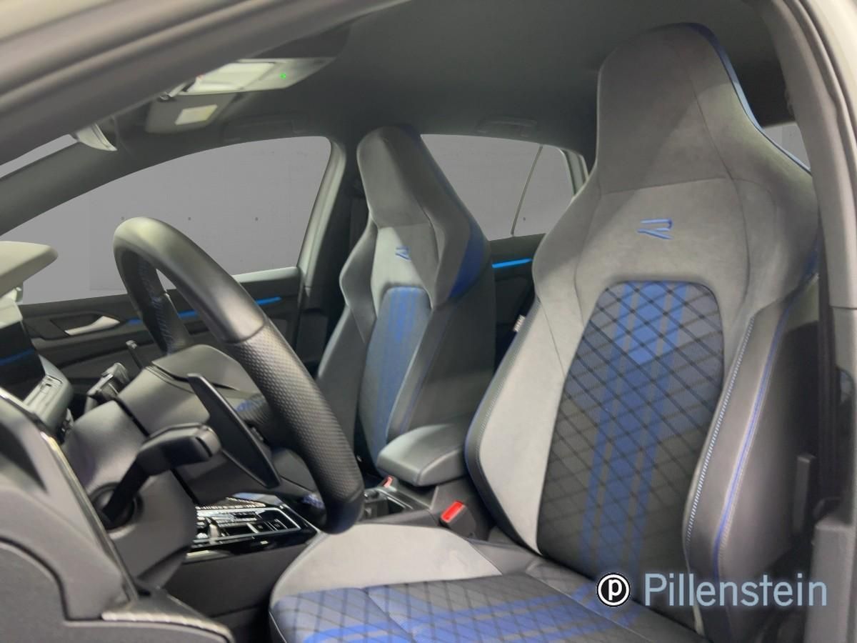 Volkswagen Golf 2023 г. Белый, пробег 48950 км