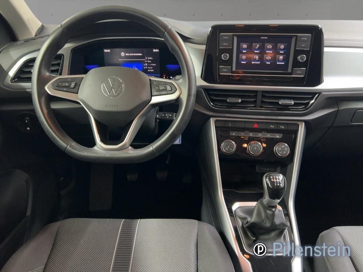 Volkswagen T-Roc 2022 г. Серый, пробег 40900 км