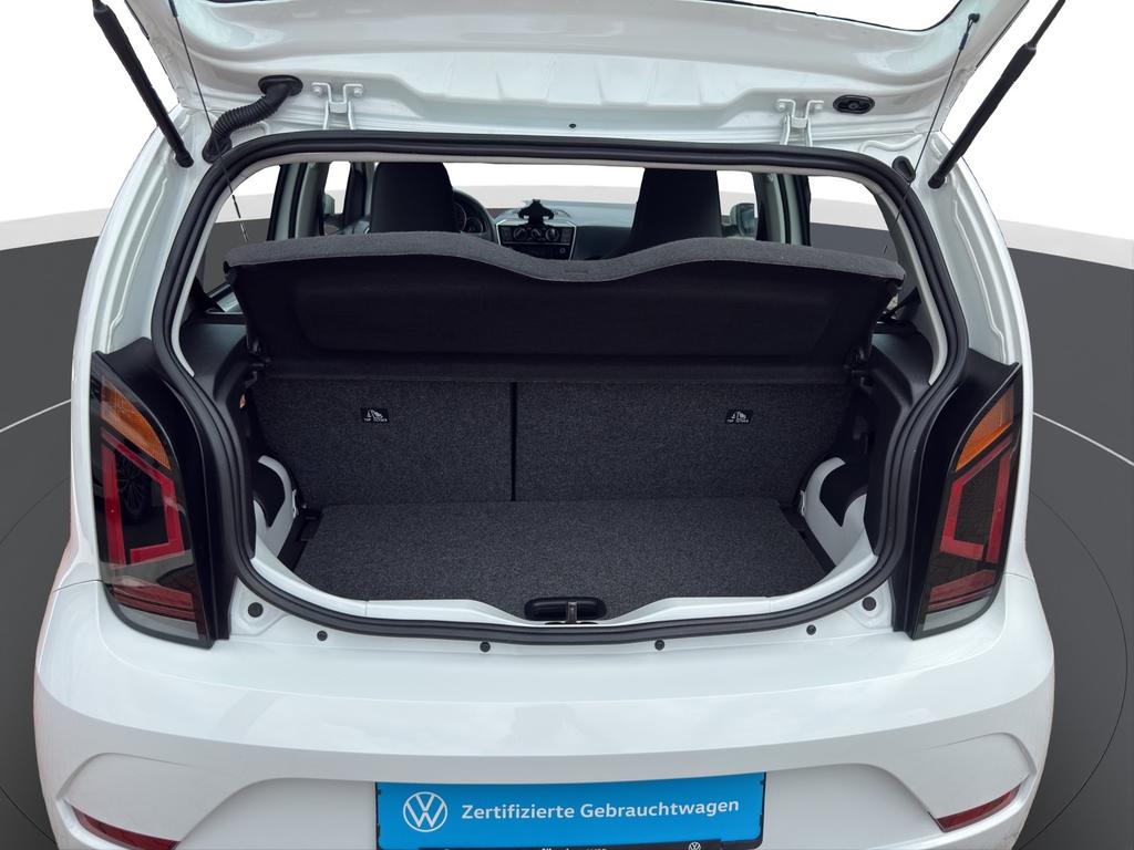 Volkswagen up! 2023 г. Белый, пробег 48709 км